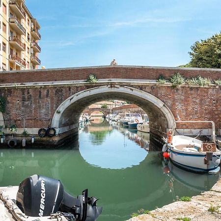 Piccola Venezia Canal View Charming Flat 利沃诺 外观 照片