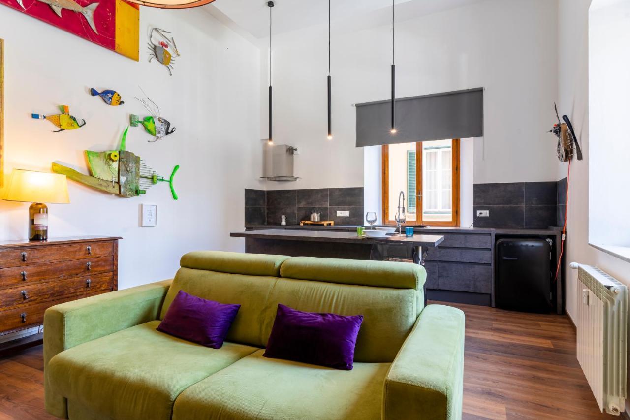 Piccola Venezia Canal View Charming Flat 利沃诺 外观 照片